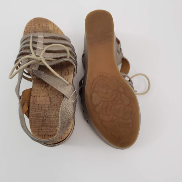 Kork Ease Gold Sandal Wedges with Lace SZ 6M - Picture 5 of 6